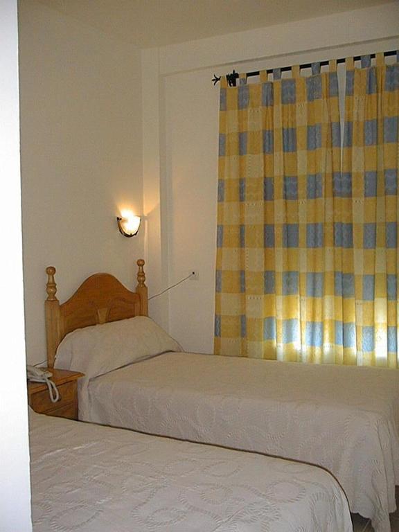 Hostal Restaurante Hermanos Zamora Palma del Río Værelse billede